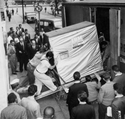 5mb IBM hard drive (1956)