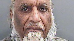 81yo imam jailed for sexually assaulting girls in Welsh mosque — RT UK