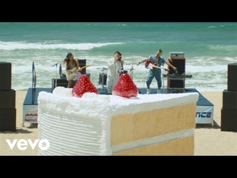 DNCE – Cake By The Ocean – YouTube