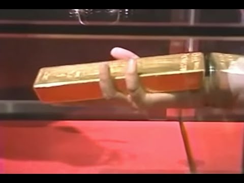 Getting 12.5 Kg Gold Bar Out Of Glass Box | Amazing Japan – YouTube