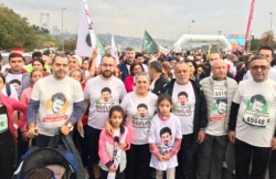 Intervention in Ali İsmail Korkmaz T-Shirts in İstanbul Marathon – english