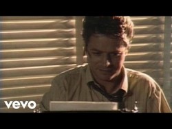 Robert Palmer – Johnny and Mary – YouTube