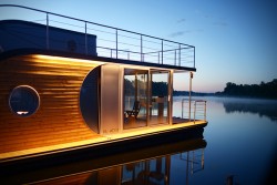 Nautilus Houseboats | HiConsumption