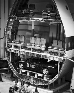 Boeing 747 Cross Section