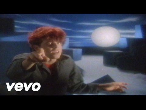 Thompson Twins – Doctor! Doctor! – YouTube