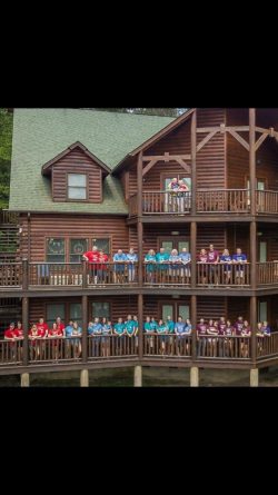 The couple at the top said “I do” 60 years ago, AKA, how cancers work
#toomanypeople