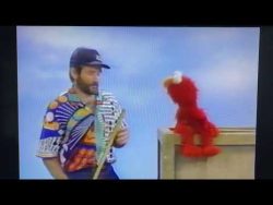 Robin Williams with Elmo on Sesame Street Bloopers