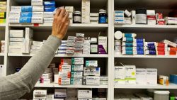 Ministers will order pharmacists to ration drugs if UK crashes out