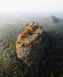 This is Lion Rock in Sri Lanka. This site was selected by King Kashyapa (477–495 CE) for his new ...