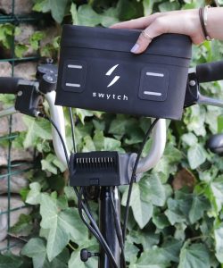 hand-held ‘swytch kit’ turns regular bikes into electric