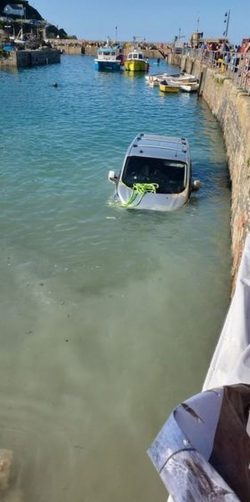 Tourist’s van submerged in Newquay harbour