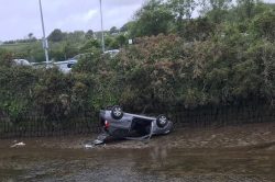 Two women rescued after car falls into estuary in Hayle – Cornwall Live
