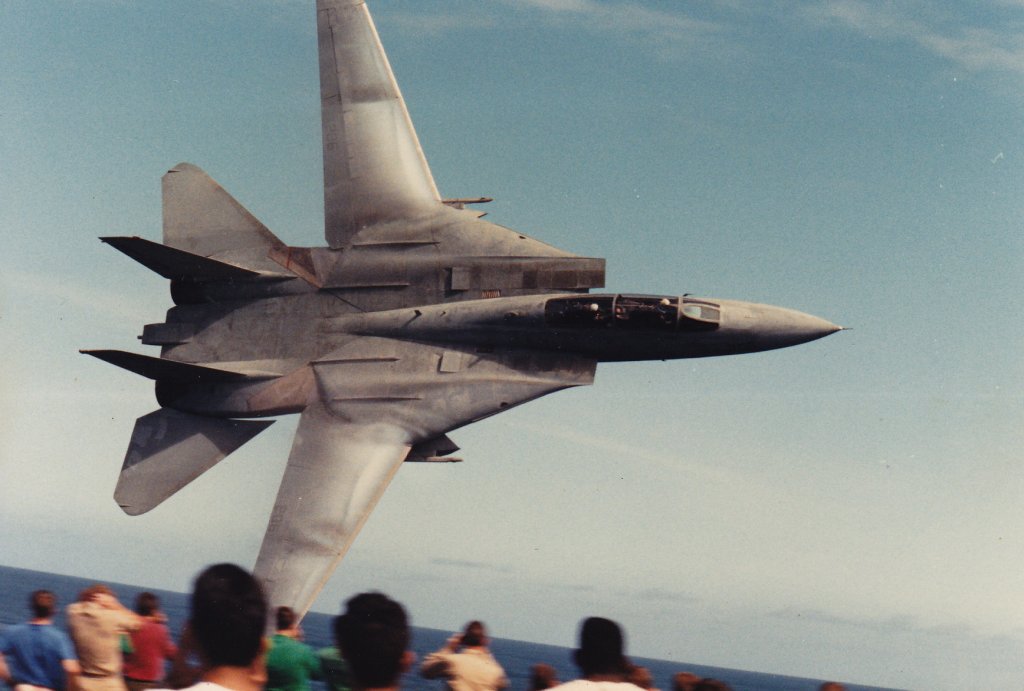 A low pass by a US Navy Grumman F-14 Tomcat!😎
This image has sometimes been accused of being a & ...