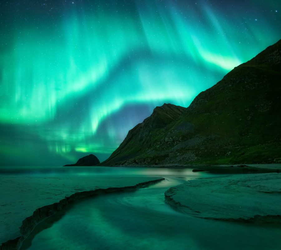 Northern lights from the Lotofen Islands