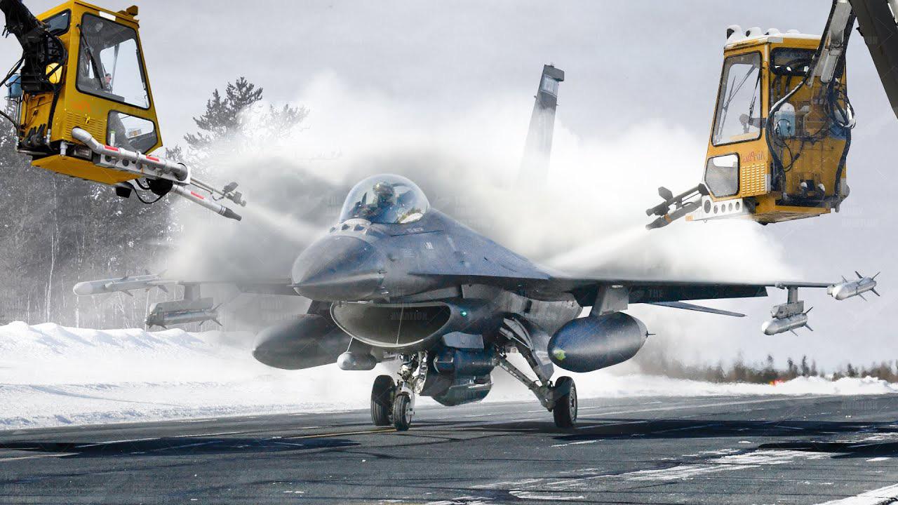 An F16 gets de-iced