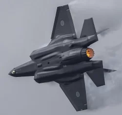 F35