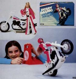 The History Of The Evel Knievel Stunt Cycle Toy Line!