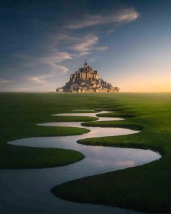 The island of Mont Saint-Michel – a virtual tour