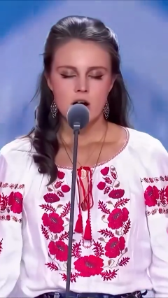 The mesmerizing voice of Ekaterina Shelehova